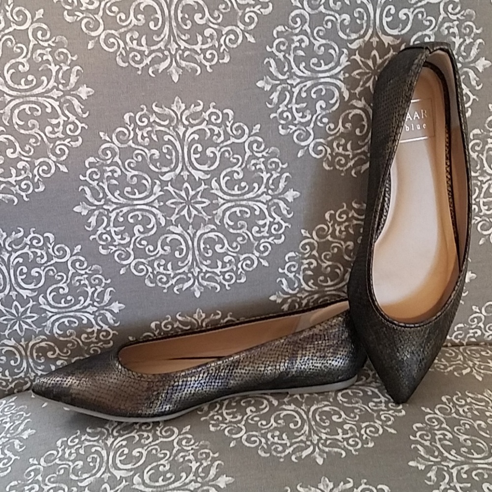Women's Flats